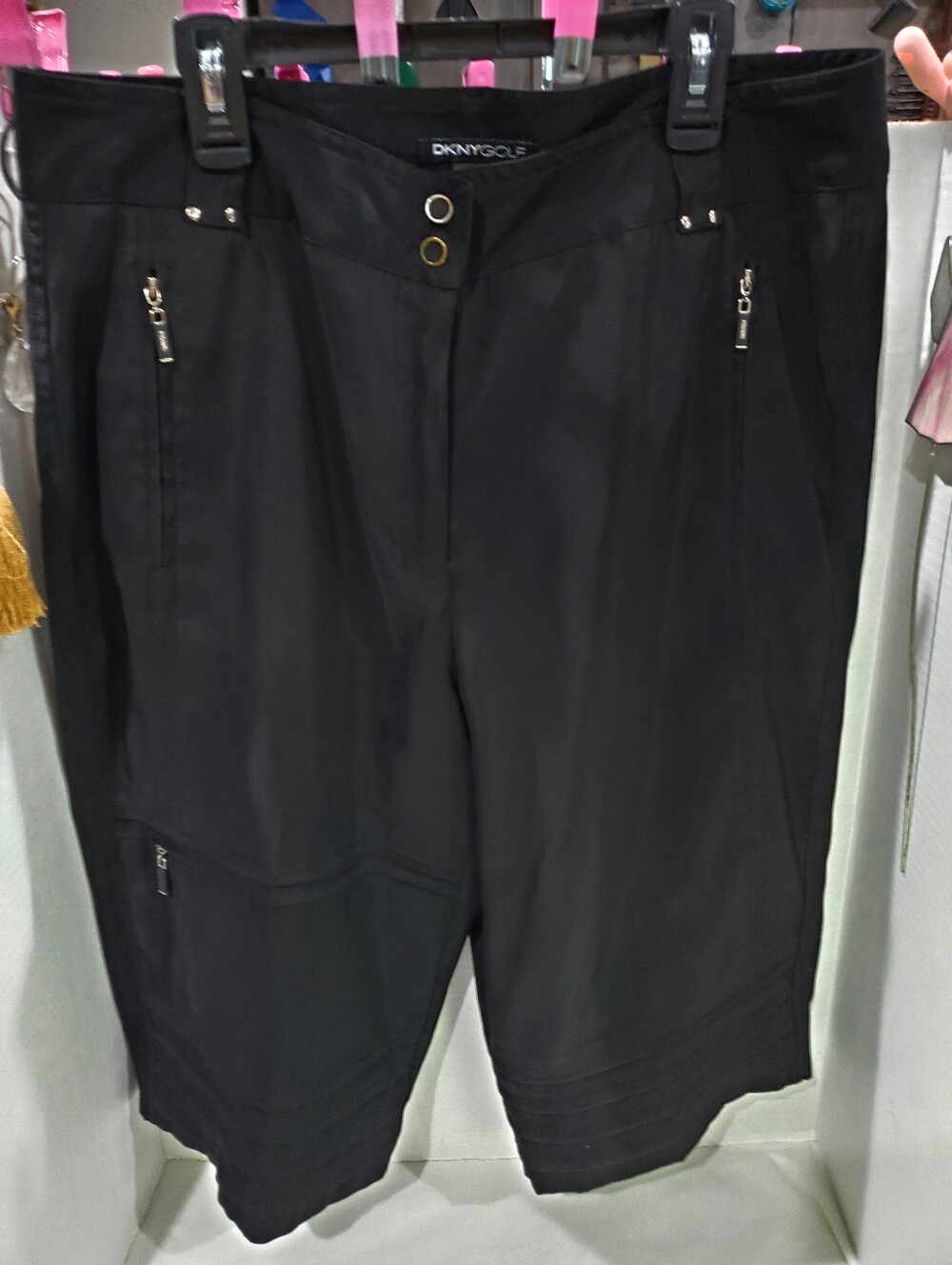 DKNY Golf  Shorts BLACK Size 12